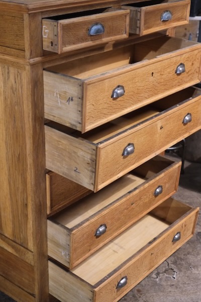 meuble de metier ancien grand tioroirs